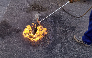 Kinbuck flat roofing repairs